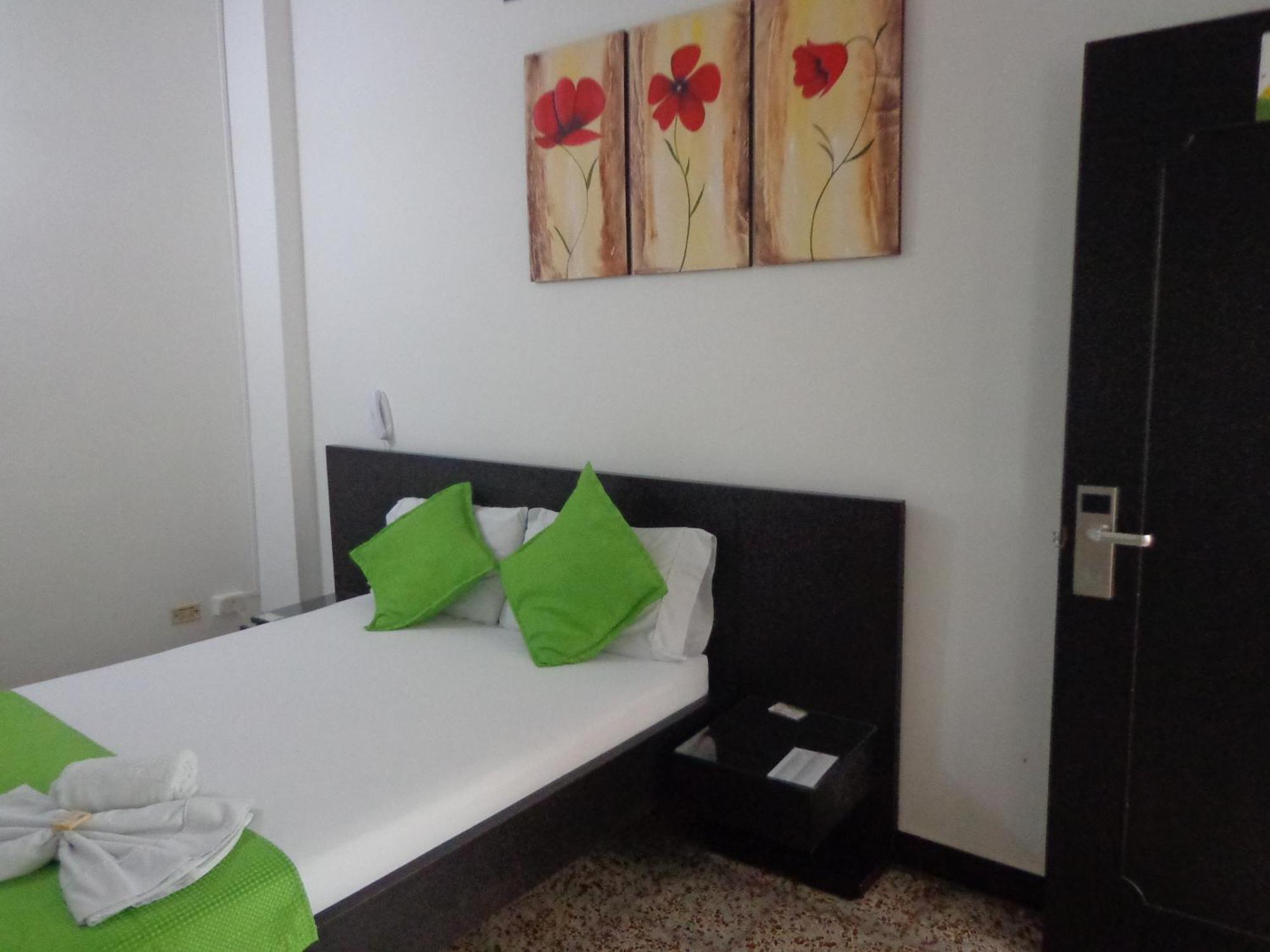 Hotel Chicala Salgar Puerto Salgar Δωμάτιο φωτογραφία